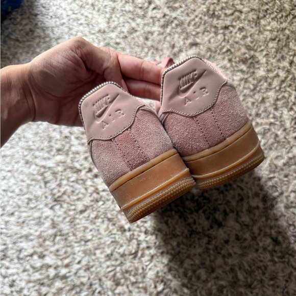 Nike Air Force One particle pink low top sneakers - Picture 5 of 6